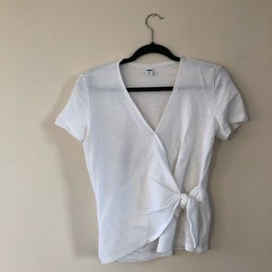 OLD NAVY TIE T-SHIRT | XS |
